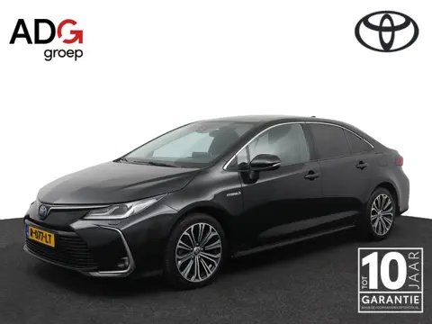 Toyota Corolla 1.8 Hybrid Dynamic | Stoelverwarming | Parkeersensoren | Afneembare Trekhaak |