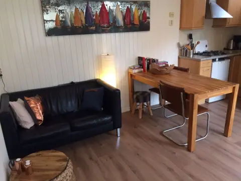 Centraal gelegen zomerhuisje in De Koog