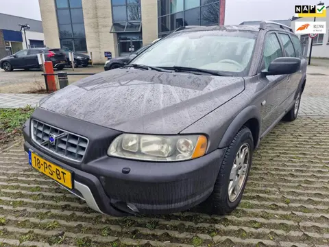 Volvo XC70 2.4 D5 Summum Automaat Bj.2004 Kmst.489090 met APK tot 25-04-2026
