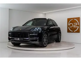 Porsche Cayenne 3.0 E-Hybrid 470PK | InnoDrive | Pano | Matrix | Luchtvering | Bose | Fabrieksgarant