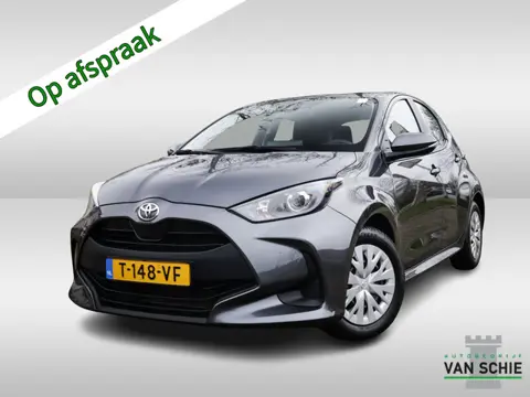 Toyota Yaris 1.5 VVT-i Active 1e-Eig. & Keurig-Onderh. BOVAG-Garantie. NL-Auto.