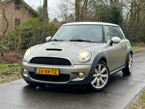 Mini Mini 1.6 Cooper S Chili | Downpipe + Cruise + Airco