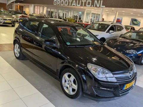 Opel Astra 1.4 Essentia MOTOR DEFECT Airco, Cruise Control, Trekhaak, Stuurbekrachtiging