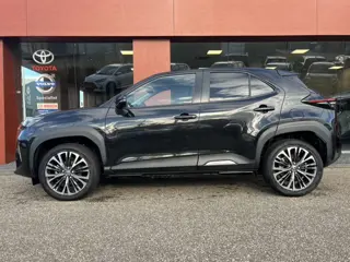 Toyota Yaris Cross 1.5 Hybrid Executive aut. | half-lederen bekleding | navigatie | 18'' lmv