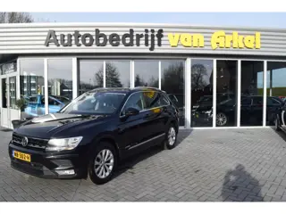 Volkswagen Tiguan 1.4 TSI Connected Series