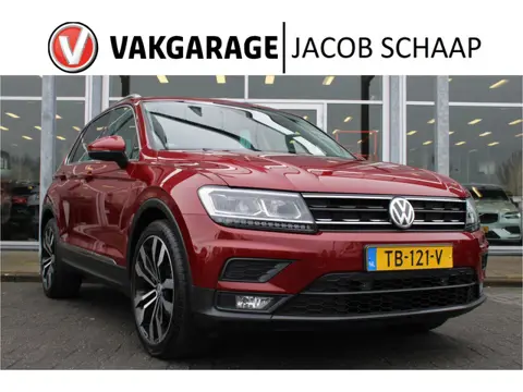 Volkswagen Tiguan 1.4 TSI Comfortline Business | Schuif/kanteldak | Adapt. Cruise | Trekhaak | Verw.