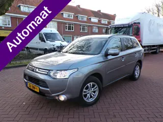 Mitsubishi Outlander 2.0 Intense AUTOMAAT BENZINE UITVOERING........