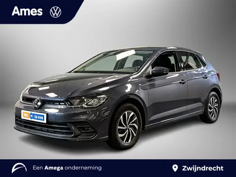 Volkswagen Polo 1.0 95pk TSI Life Edition Achteruitrijcamera | Verwarmbare stoelen | Parkeersensoren