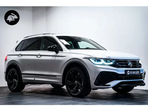 Volkswagen Tiguan 1.4 TSI eHybrid R-Line Black st|Pano dak|Trekhaak|Acc|Camera