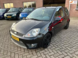 Ford Fiesta 1.3-8V Style // Airco // APK 28-2-2027 !!