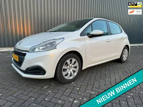 Peugeot 208 1.2 PT Active ( AIRCO + STR BEKRACHTIGING )