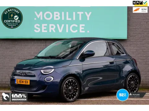 Fiat 500 C La Prima 42 kWh SOH92% Leder LED CAM CarPlay AUT Groot Navi