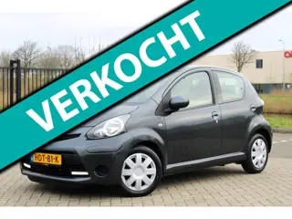 Toyota Aygo 1.0 VVT-i Aspiration l Airco l Elek Pak l LED