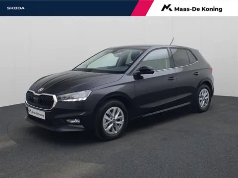 Skoda Fabia 1.0TSI 115PK Selection DSG automaat · Apple/Android · Parkeersensoren · Stoel -& stuurve