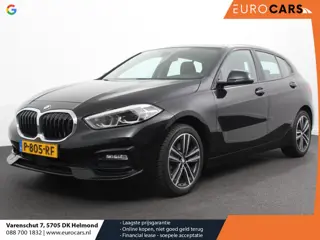 BMW 1-serie 118i Automaat High Executive | Navigatie | Apple Carplay/Android Auto | Parkeersensoren 