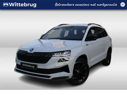 Škoda Karoq 1.5 TSI ACT 150pk Sportline DSG Automaat / Navigatie / LM 18 inch / Parkeersensoren / Ca