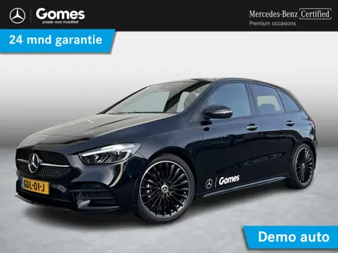 Mercedes-Benz B 180 AMG Line | Night Pakket | Panoramadak | Dodehoekassistent | Advanced Sound Syste