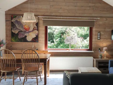 Genieten in knus vakantiehuis vlakbij bos strand en De Koog