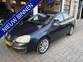 Volkswagen Jetta 1.6 FSI Trendline NW APK 02-2027-CLIMA/LM VELGEN