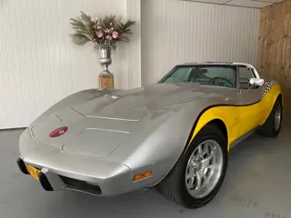 INKOOP / GEZOCHT OLDTIMERS, SCHUURVONDSTEN, VERZAMELINGEN, AMERIKAANSE AUTOs , ETC...