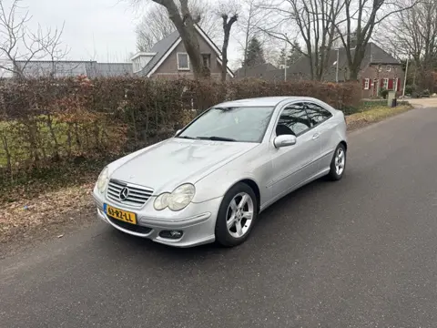 Mercedes-Benz C-Klasse Sportcoupe 160 (bj 2005)