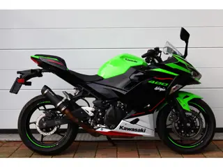 Kawasaki NINJA 400 KRT A2 CODE 80 (bj 2023)