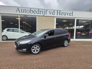 Ford Focus Wagon 1.0 Titanium Stoel/stuur en voorruit verwarming! Nieuwe Distributie set RIJKLAAR