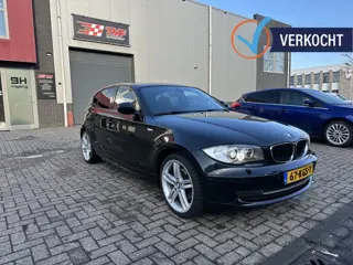 BMW 1-serie VERKOCHT 120i Business Line AUT Vol Opties Dealer Onderhouden!