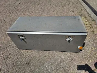 MAN RVS opslag bak PM2525