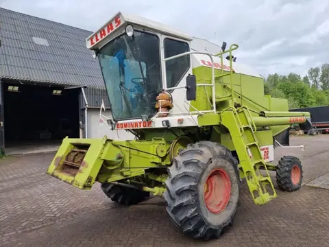 CLAAS Dominator 68s Maaidorser PM2139