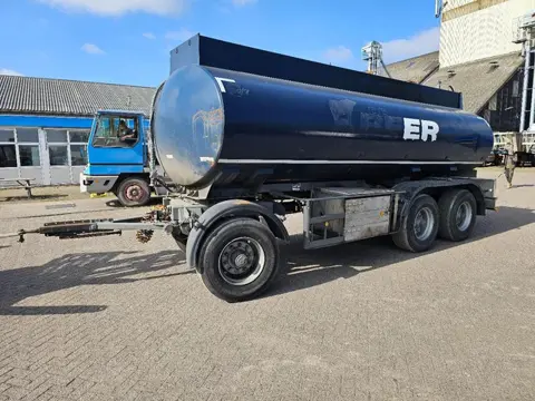 Magyar Drawbar Tank Trailer 3 assen trommelremmen bladvering (stalen vering) PM2447