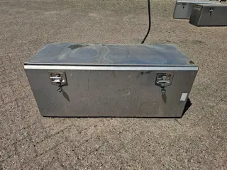 MAN RVS opslag bak PM2524