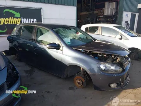 Volkswagen Golf VI (5K1) onderdelen (donorauto) kleur: LC5F