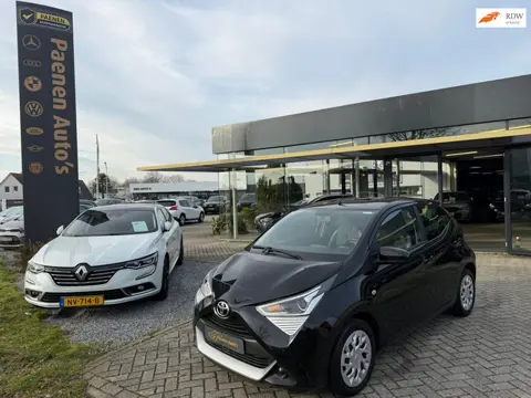 Toyota Aygo 1.0 VVT-i x-play, CAM, AIRCO, ELCTR RMN, Goed onderhouden