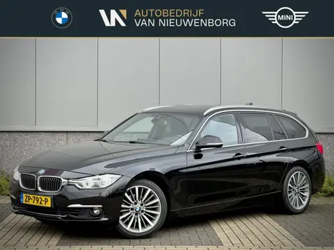 BMW 3 Serie Touring 320i Facelift Luxury Line High Executive | Hifi | HUD | Trekhaak afneembaar | Ke