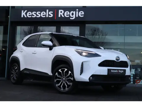 Toyota Yaris Cross 1.5 Hybrid Team Keyless ACC CarPlay Camera BLIS Navi