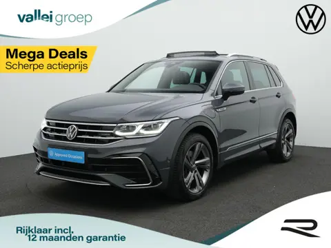 Volkswagen Tiguan 1.4 TSI eHybrid 245 pk DSG R-Line Business+ | Panoramadak | Leder | Geheugenstoele