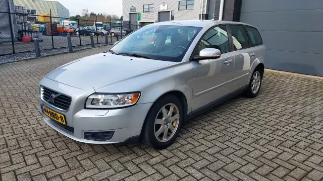 VOLVO V50 1.8i 16V / Climate Control / Cruise Control / Leder Interieur