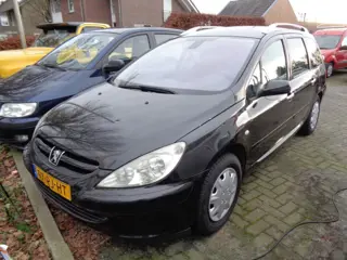 PEUGEOT 307 6-1-2027 a p k 7 persoons 