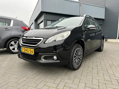 PEUGEOT 2008 1.2 VTi Active, Airco, trekhaak, cruise control