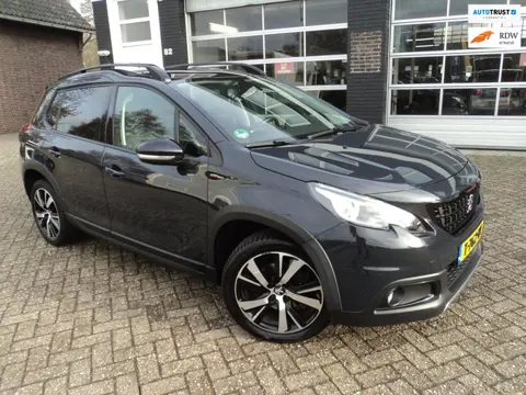 Peugeot 2008 1.2 PureTech GT- Panodak Stoelverwarming