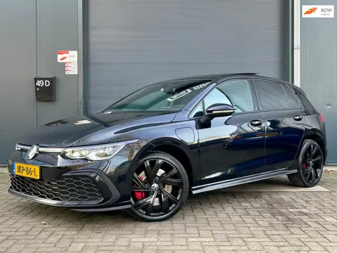 Volkswagen Golf 1.4 eHybrid GTE IQ LIGHT PANO CARPLAY KEYLESS HEAD UP CAMERA STOELVERWARMING ACC LAN