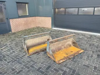 Giant Puinbak grondbak dichte bak