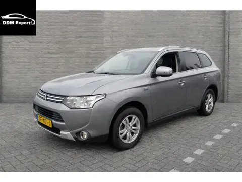 Mitsubishi Outlander 2.0 PHEV Business Edition X-Line | Automaat | Clima | Lichtmetalen velgen | Get