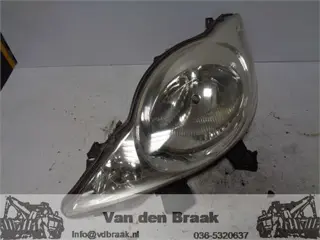 Peugeot 107 2005-2012 Koplamp links