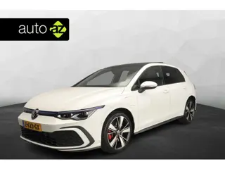 Volkswagen Golf 1.4 eHybrid GTE | Leder | Stoelventilatie | Panoramadak | IQ.Light | Winter pack | E