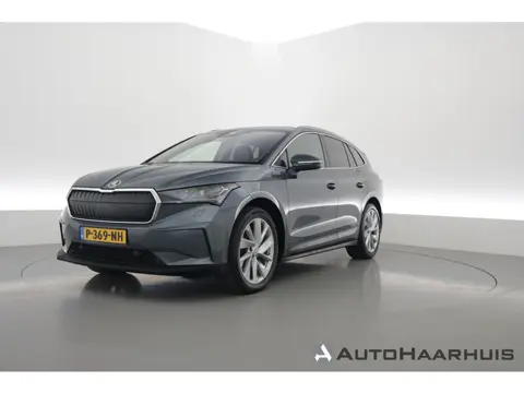 Škoda Enyaq iV 80 First Edition | SoH 89% | Leder | Trekhaak | Adapt. Cruise | Camera | Memory seat 