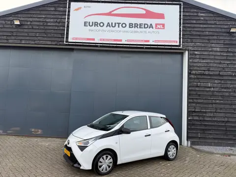 Toyota Aygo 1.0 VVT-i x-fun