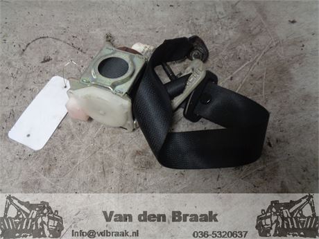 Nissan Qashqai+2 2010-2014 Gordel rechts 2e rij