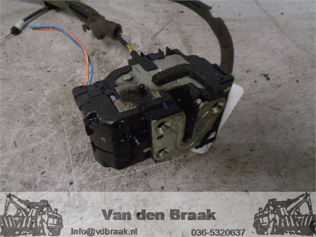 Nissan Qashqai 2010-2014 Slotmechaniek rechtsachter